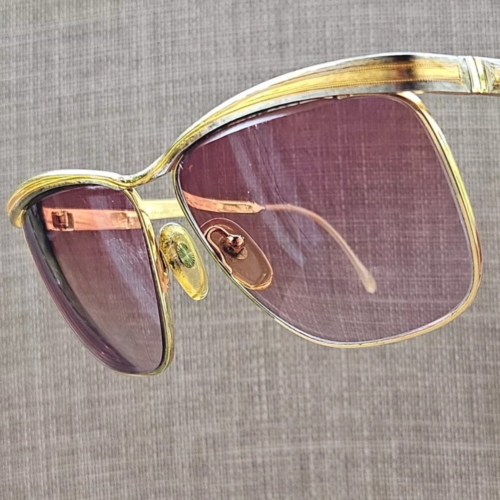 Tura Women Eyeglasses/Sunglasses Frame Gold Tone Vintage Glasses Made in Italy